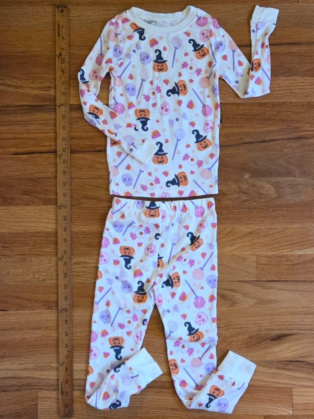 NEW Halloween Pajama Set, Jack-o-lanterns, Skulls, Candy, Girls, 5T